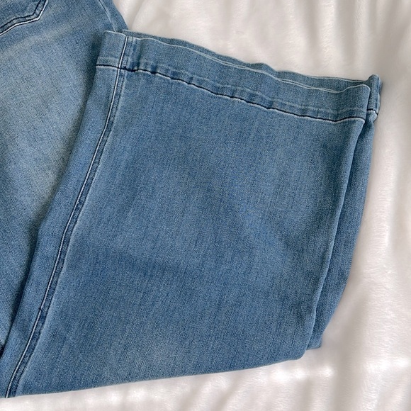 Wild leg jeans, size 16 - Picture 2 of 7